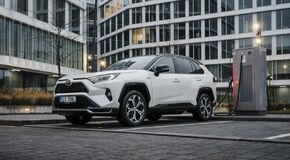 Toyota startuje roadshow s nízkoemisními vozy po celém Česku